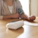 Ein internationales Forscherteam hat einen Zusammenhang zwischen Bluthochdruck und der Parkinson-Krankheit aufgezeigt. Die Erkenntnisse könnten helfen, die Behandlungsmöglichkeiten zu verbessern.
(Bild: one/fotolia.com)