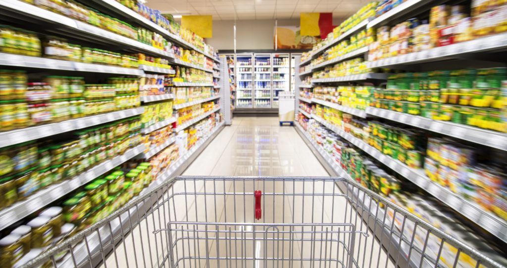 Laut Experten legen dreiviertel der Verbraucher Wert auf regionale Produkte. Ob Lebensmittel aber wirklich aus der Umgebung kommen, ist oft gar nicht so einfach herauszufinden. (Bild: Eisenhans/fotolia.com)
