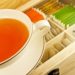 In einer Studie zeigte sich, dass Menschen, die täglich eine Tasse (schwarzen oder grünen) Tee trinken, im Vergleich zu Tee-Abstinenzlern ein deutlich geringeres Herzinfarkt-Risiko hatten. (Bild: PhotoSG/fotolia.com)