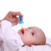 In Frankreich wird nach dem Tod eines Säuglings ein Vitamin-D-Präparat vom Markt genommen. Das Risiko gehe von der Art der Verabreichung mit einer Pipette aus. (Bild: kavisimi/fotolia.com)