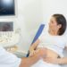Zeigen sich Blutungen während einer Schwangerschaft, sollten diese dringend ärztlich abgeklärt werden. (Bild: auremar/fotolia.com)