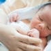 Schnelles Atmen bei Babys zeigt, dass eine Erkrankung vorliegt. Bild: Jasmin Merdan - fotolia