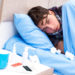 Eine Influenza-Erkrankung kann einen tagelang ausknocken. Die Grippeimpfung kann in vielen Fällen vor einer Infektion bewahren. (Bild: Elnur/fotolia.com)