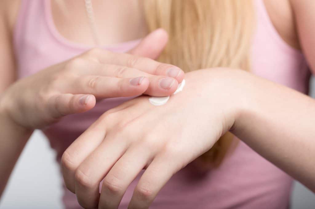 Rissige Hande Ursachen Hausmittel Und Therapie Heilpraxis