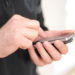 Die intensive Nutzung von Instant Messegern wie WhatsApp steht mit einem geringen Selbstwertgefühl in Zusammenhang. (Bild:    FunnyLemon/fotolia.com)