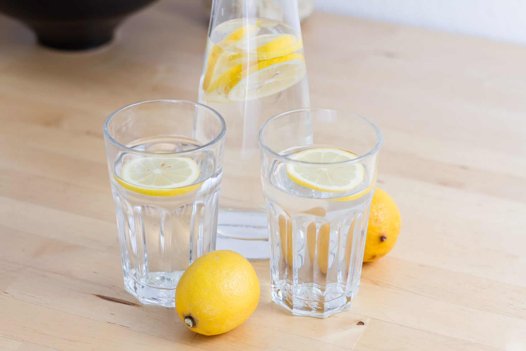 Natürliche Gesundheit Jeden ein Glas lauwarmes
