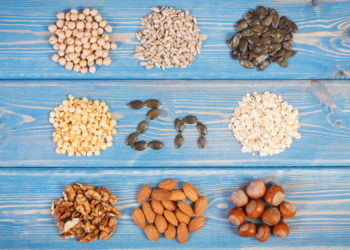 Vegetarier können ihren Bedarf an Zink gut über Nüsse, Vollkorngetreide, Hülsenfrüchte und Samen decken. (Bild: ratmaner/fotolia.com)