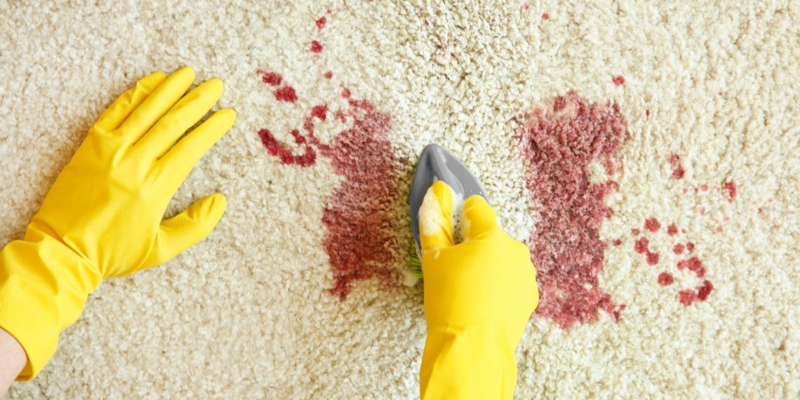 Blutflecke entfernen Hausmittel Heilpraxis