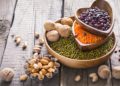 Für die Versorgung des Körpers mit ausreichend Zink sind unter anderem Nüsse und Hülsenfrüchte bestens geeignet. (Bild: colnihko/fotolia.com)
