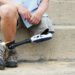 In den USA schnitt sich ein Mann sein eigenes Bein mit einem Taschenmesser ab, um sich aus einer laufenden Maschine zu befreien. (Bild: Natalie Schorr/fotolia.com)
