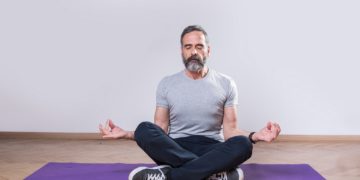 In der Selbsthypnose versetzt sich der Hypnotisand selbst in Trance. (Bild: Teodor Lazarev/fotolia.com)