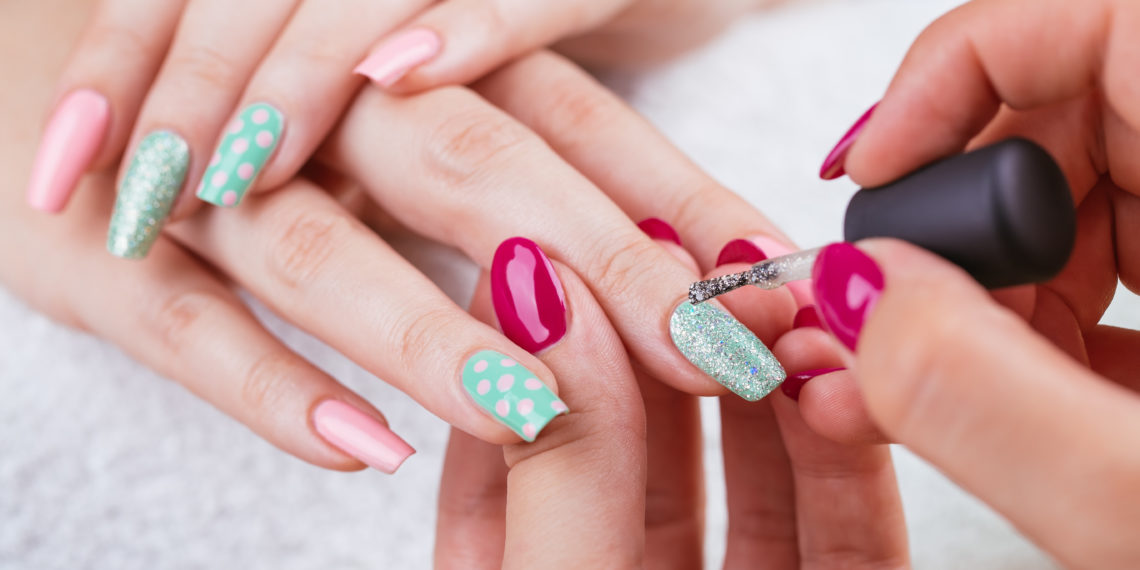 Vorsicht: Gesundheitsrisiken im Nagelstudio – Darauf sollten Sie achten