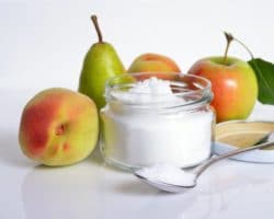 Fruchtzucker und Früchte.