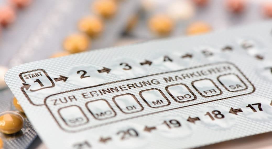 Auch Hormonpräparate wie die Pille, können Schmerzen in den Eierstöcken auslösen. (Bild: Wolfilser/fotolia.com)