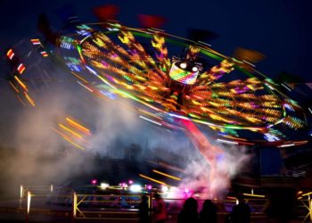 Nach einer Karussellfahrt ist den meisten Menschen schwindelig, aber der Schwindel verschwindet in der Regel schnell (Bild: Comofoto/fotolia.com)