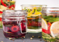 Fermentiertes Gemüse stärkt aufgrund der darin enthaltenen Milchsäurebakterien die Darmflora und das Immunsystem. (Bild: wo-a-he/fotolia.com)