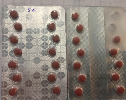 Blister mit gefälschten Xarelto Filmtabletten