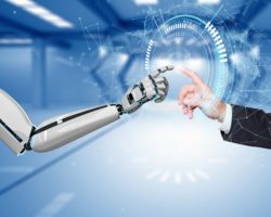Eine menschliche Hand und eine Roboterhand berühren sich.