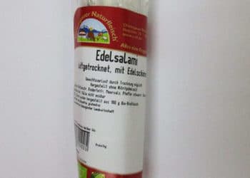 Eine Salami der Chiemgauer Naturfleisch GmbH