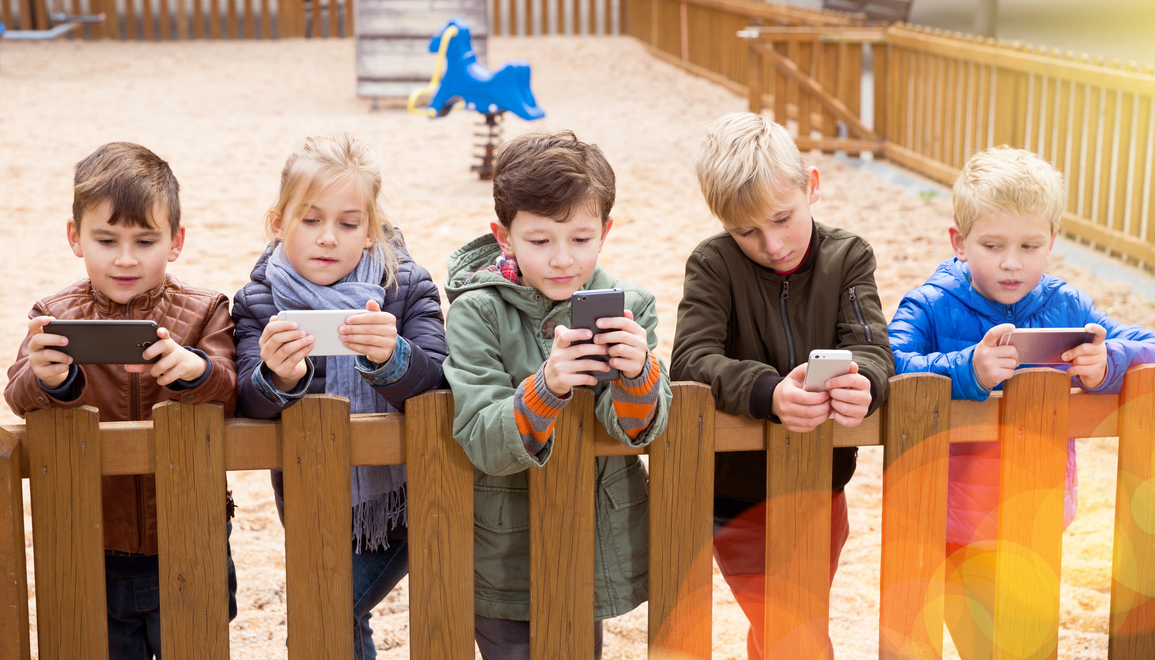 Fr-he-Smartphone-Nutzung-schadet-der-Psyche-deutlich