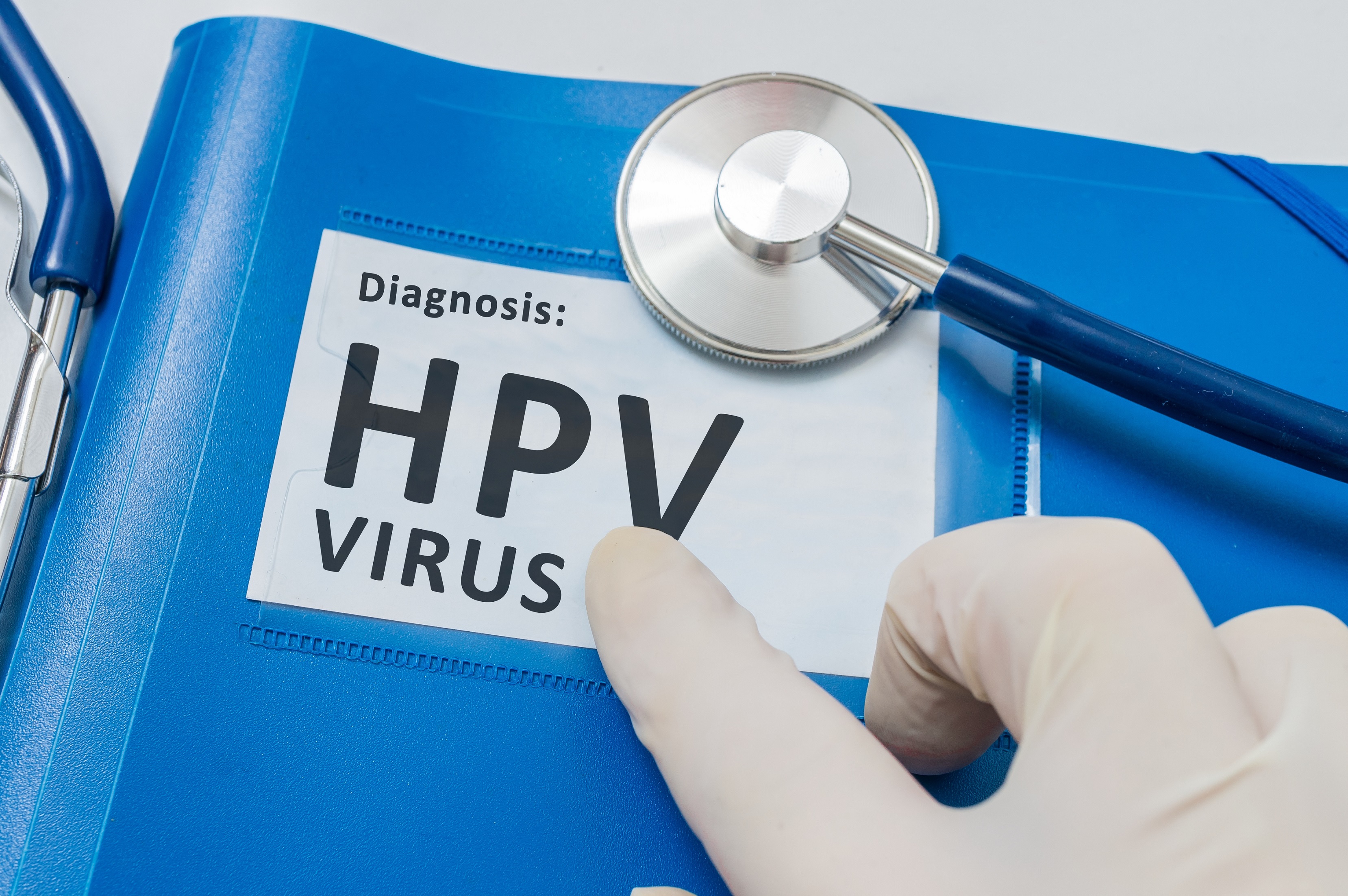 Krebsrisiko durch HPV erhöht Impfung schützt Frauen und Männer