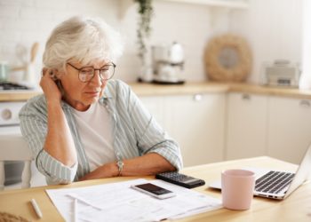 Bewirkt Stress, dass manche Menschen schneller altern? (Bild: shurkin_son/Stock.Adope.com)