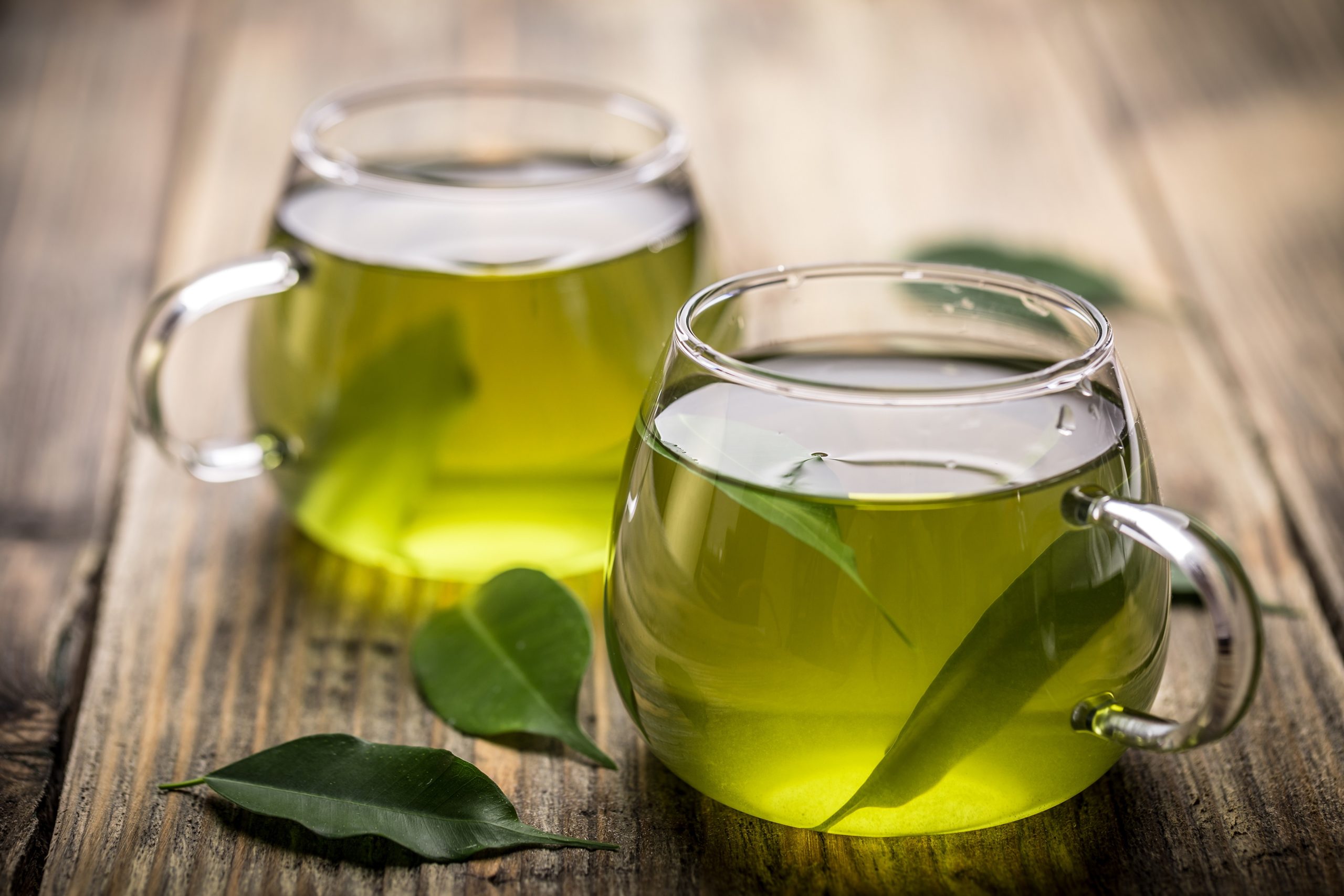 Czy zielona herbata może złagodzić nieswoiste zapalenie jelit?  – Praktyka uzdrawiania