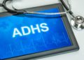 Tablet mit der Diagnose ADHS auf dem Display