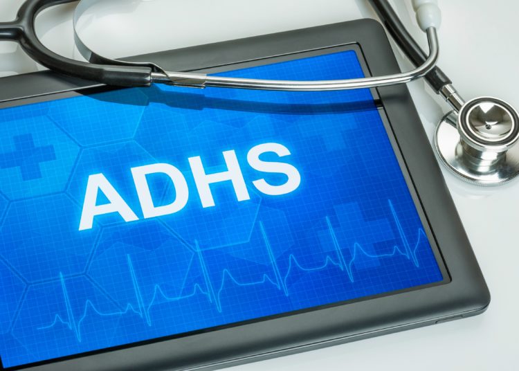 Tablet mit der Diagnose ADHS auf dem Display