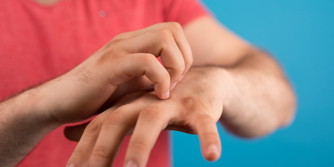 Kribbelnde Hände und Füße? Das kann dahinter stecken – Heilpraxis