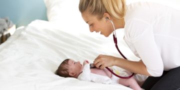 Wie können wir Lungenschäden bei frühgeborenen Säuglingen verhindern? (Bild: epixproductions/Stock.Adobe.com)