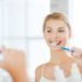 Kann das Putzen unserer Zähne mit spezieller Zahnpasta uns vor Herzinfarkten und Schlaganfällen schützen? (Bild: Syda Productions/Stock.Adobe.com)