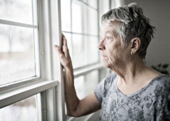 Können wir durch eine frühzeitige Behandlung von Entzündungen verhindern, dass Menschen an Alzheimer erkranken? (Bild: pololia/Stock.Adobe.com)