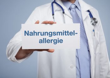 Schützt der Konsum von grünem Tee uns vor Entzündungen und Nahrungsmittelallergien? (Bild: Coloures-Pic /Stock.Adobe.com)