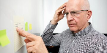 Durch bestimmte Faktoren lässt sich das Risiko für Demenz erheblich reduzieren. (Bild: Proxima Studio/Stock.Adobe.com)
