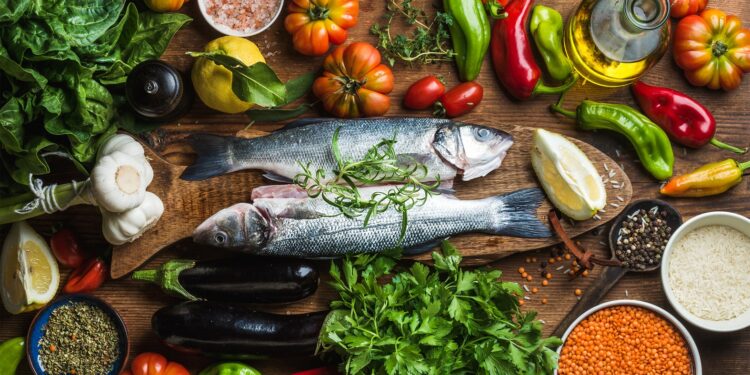 Gesunde Lebensmittel aus einer mediterranen Ernährung.