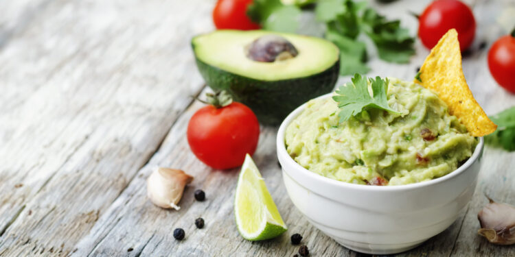 Guacamole mit Maischips