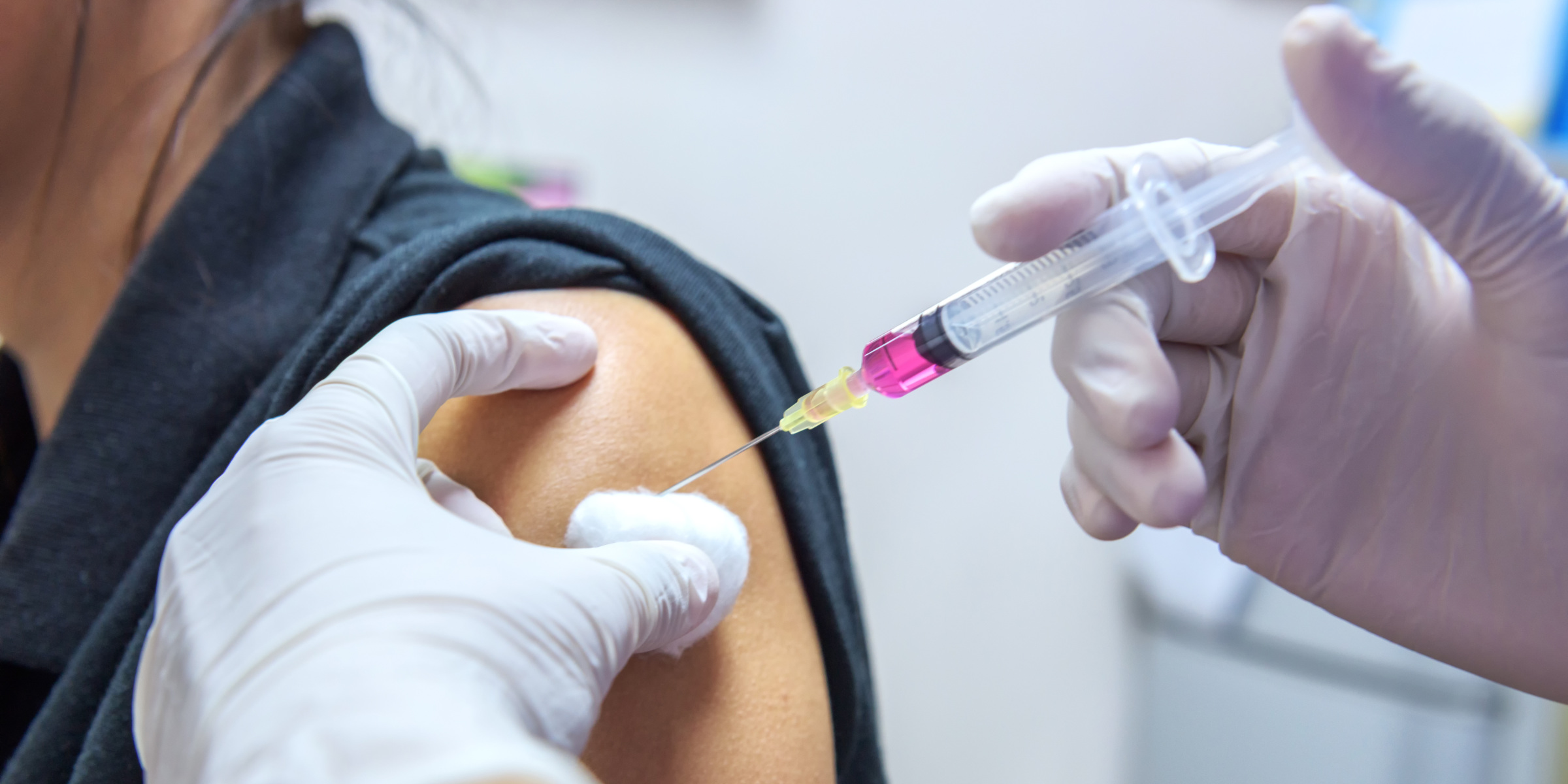 Nowa szczepionka przeciw grypie chroniąca przed wszystkimi wirusami grypy – praktyka leczenia