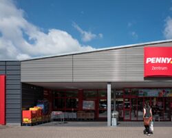 Eingang zu einem Penny-Markt